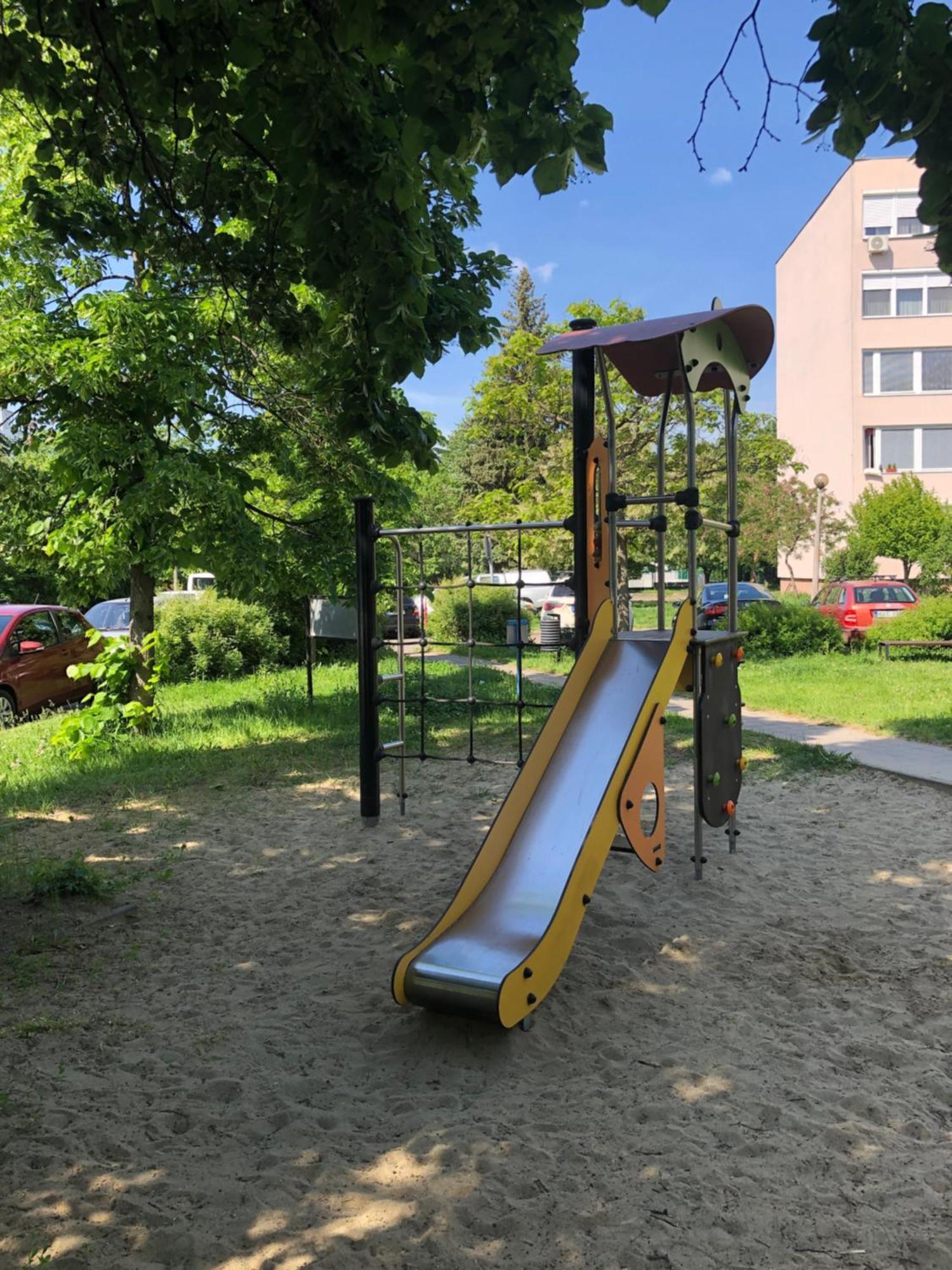 Juti Apartman Eger Eksteriør billede